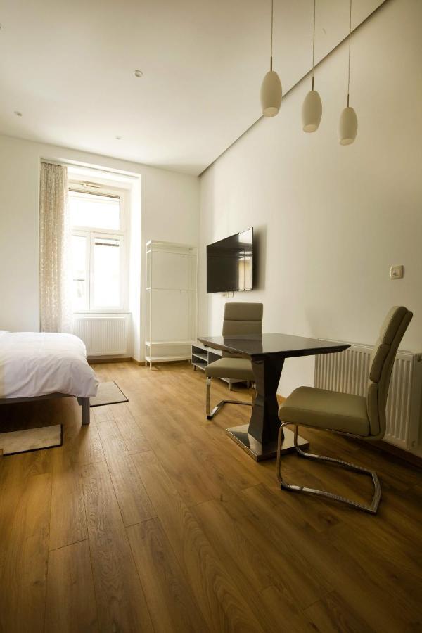 Metropolis Apartments Zagreb Bagian luar foto